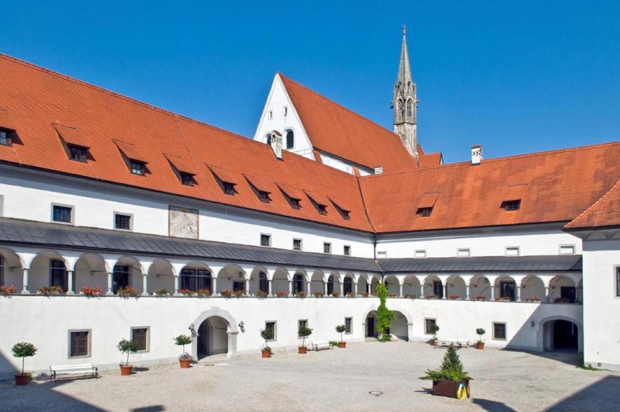 Hotel Kartause Гаминг Экстерьер фото